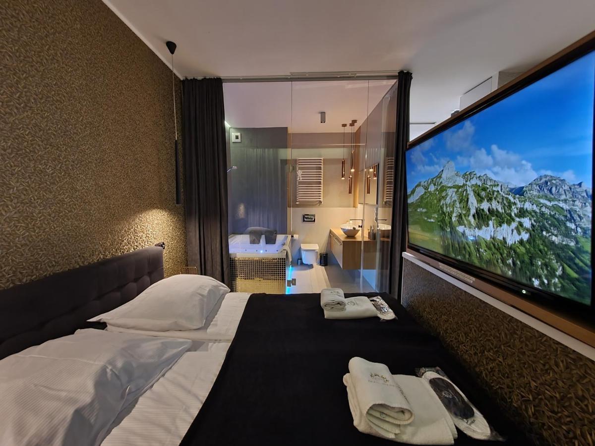 קרקוב Jacuzzi Glass-House Central Station מראה חיצוני תמונה