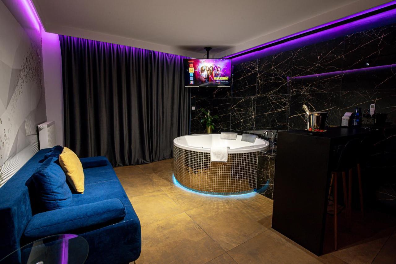קרקוב Jacuzzi Glass-House Central Station מראה חיצוני תמונה